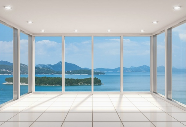 Moderne Glasvilla mit Meerblick – minimalistische Architektur