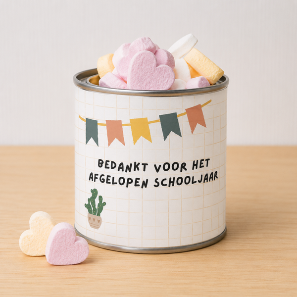 Blikje met snoepjes & wikkel - afgelopen schooljaar 1