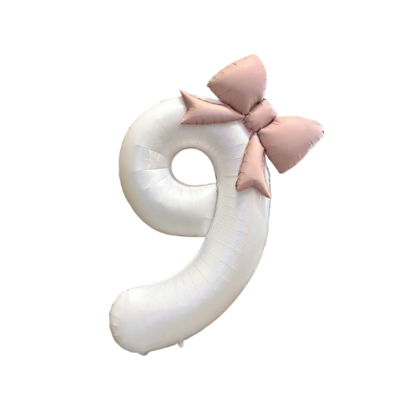 Cijferballon met strik - 9