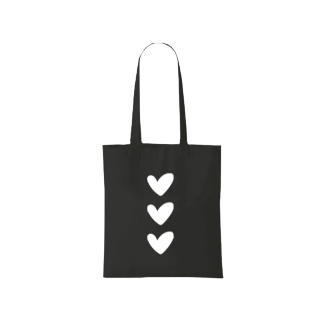 Zwarte tas met 3 hartjes