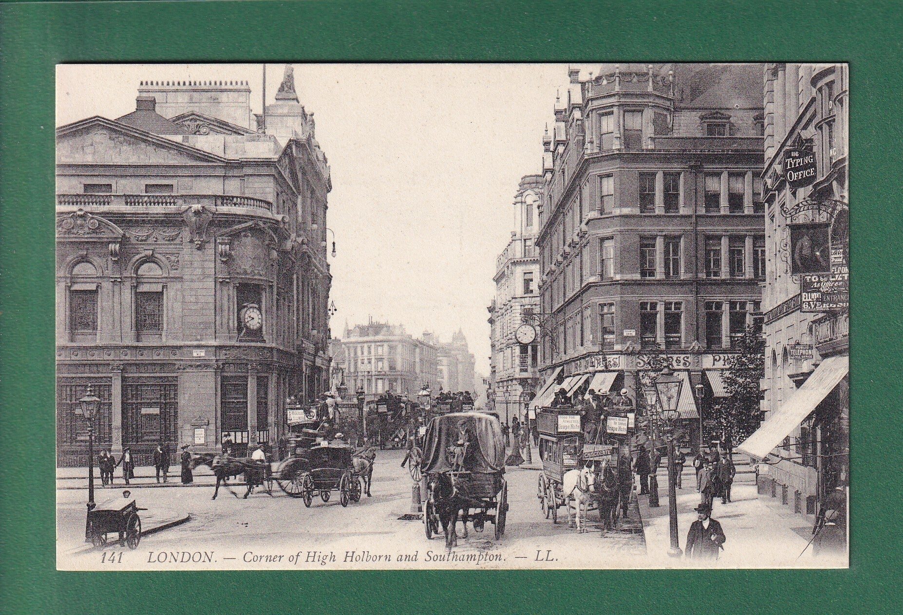 LONDON - Corner of High Holborn and Southampton