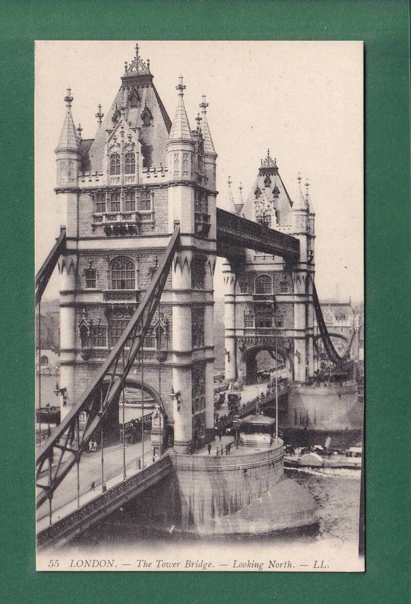 LONDON - Tower Bridge looking north