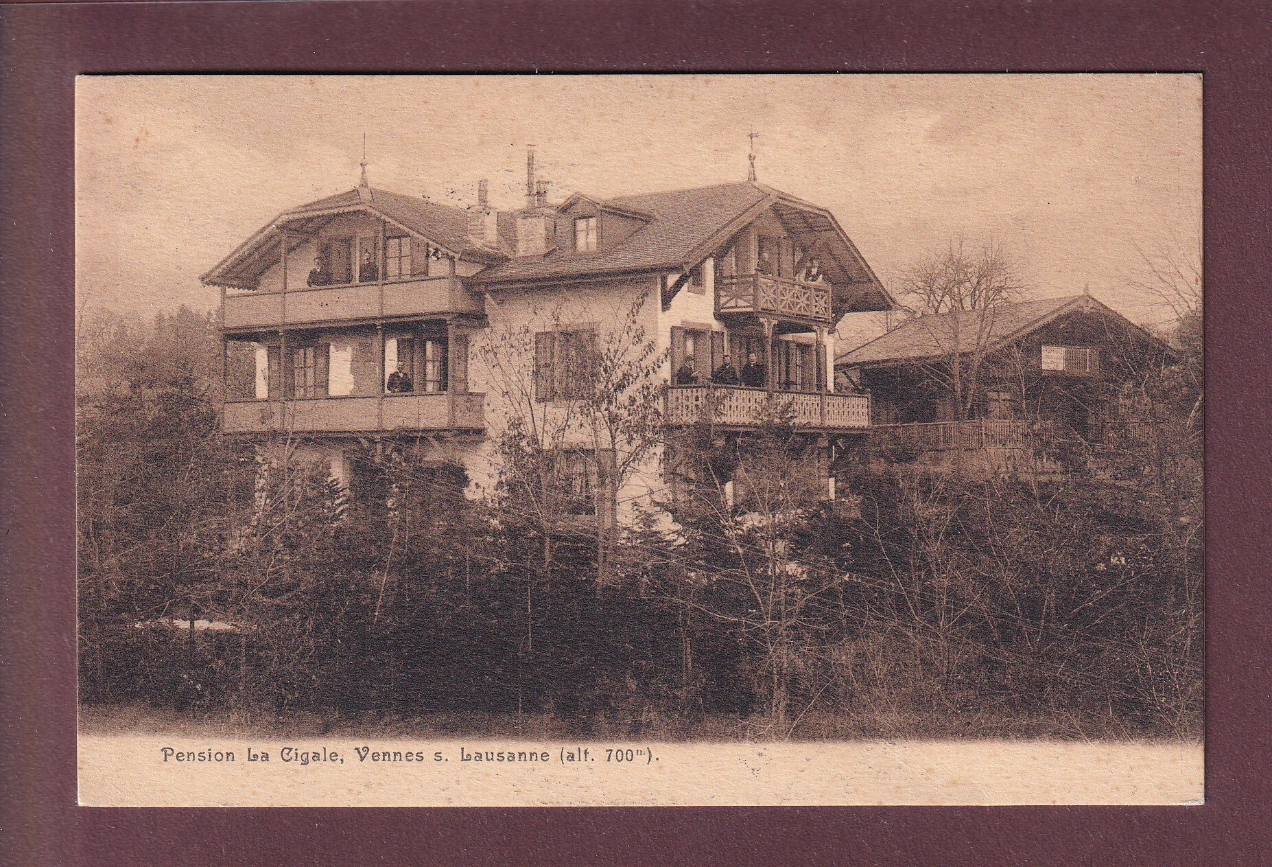 LAUSANNE - Vennes - Pension La Cigale - 1920 // léger pli //