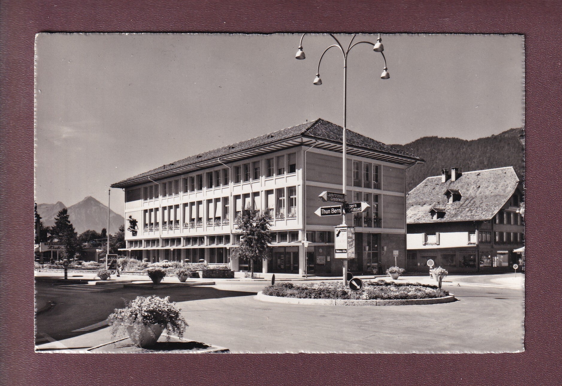 INTERLAKEN - Postgebäude - Niesen - 1960