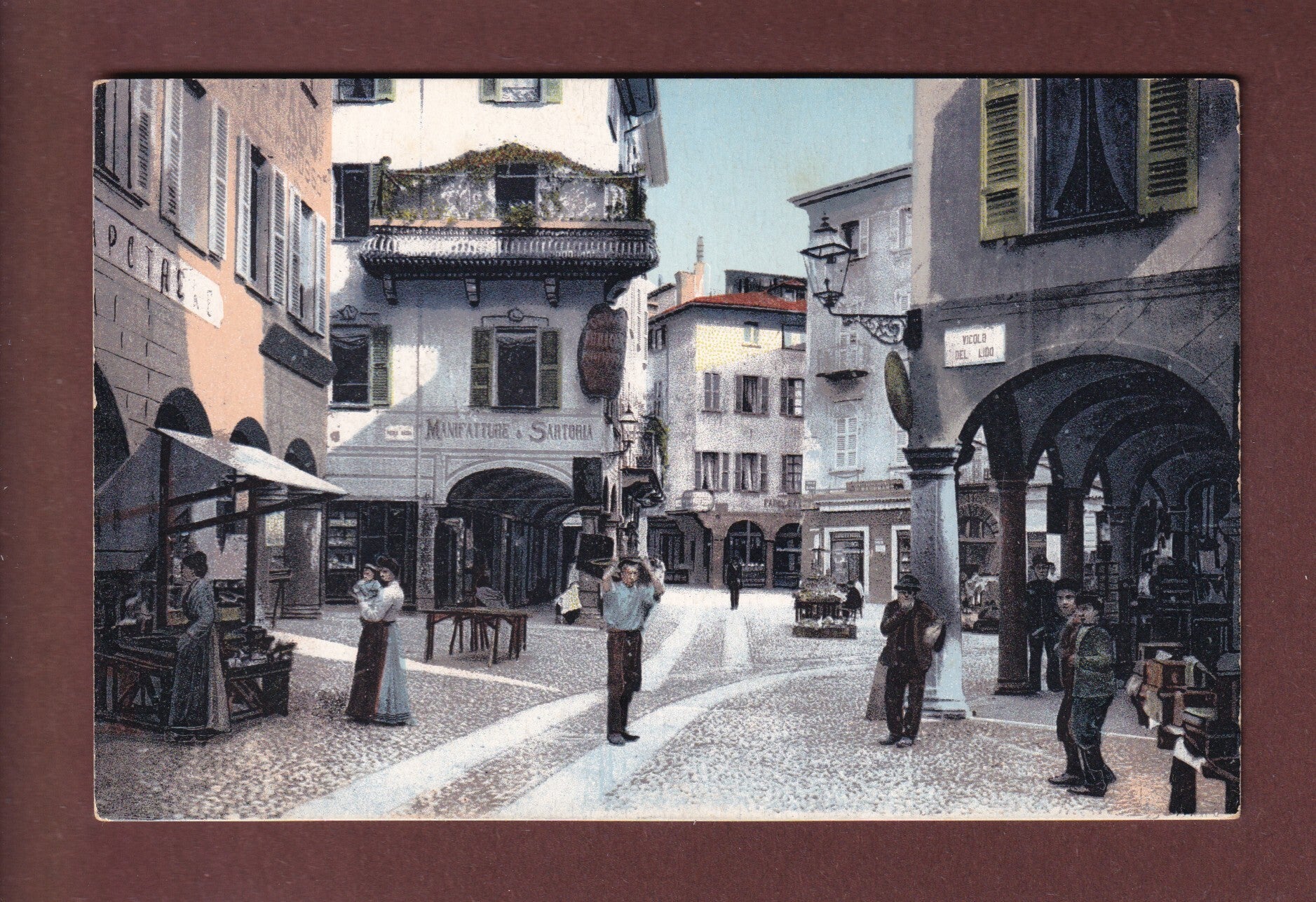 LUGANO - Piazza commercia