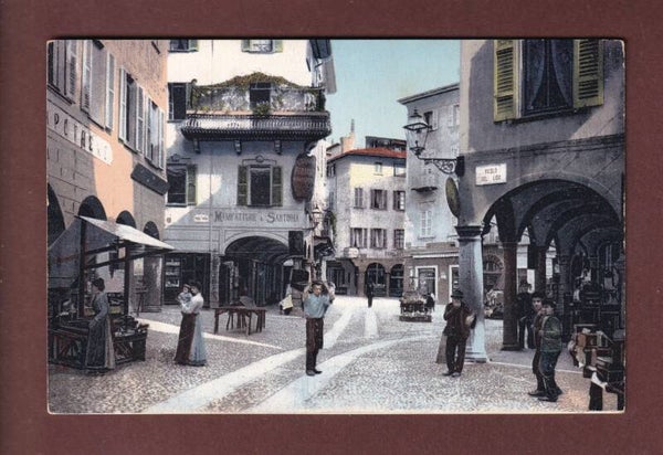 LUGANO - Piazza commercia
