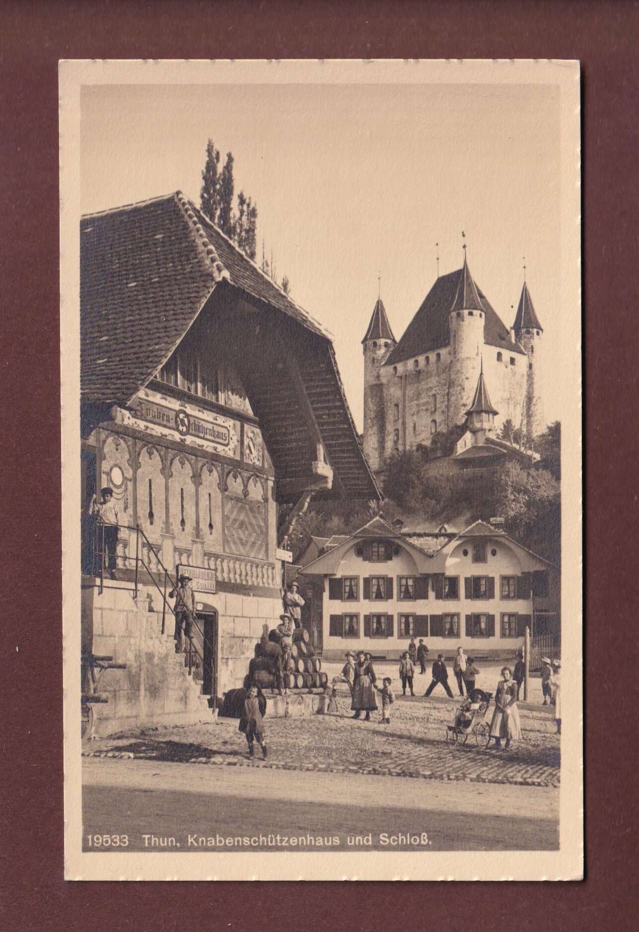 THUN - Knabenschützenhaus - Schloss