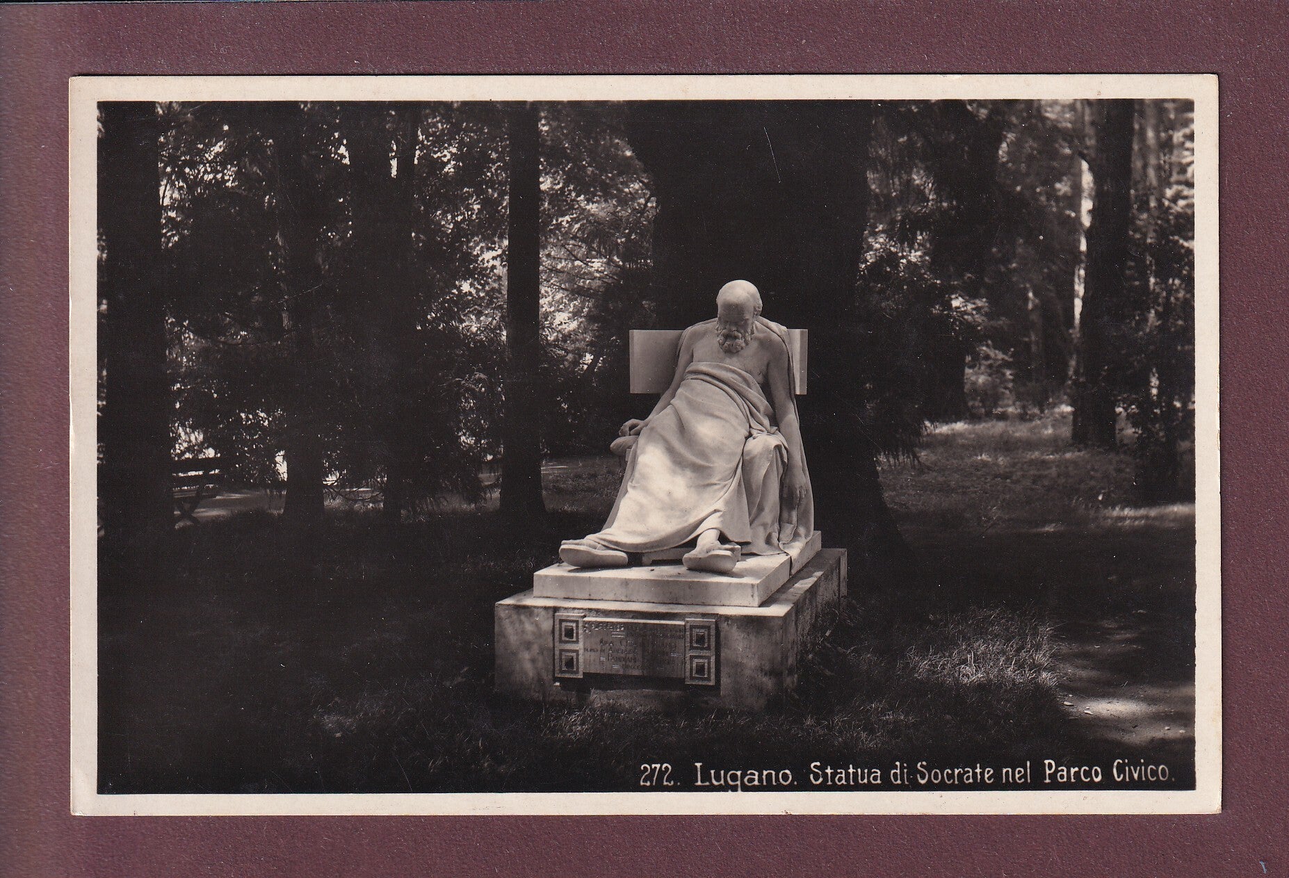 LUGANO - Statua di Socrate