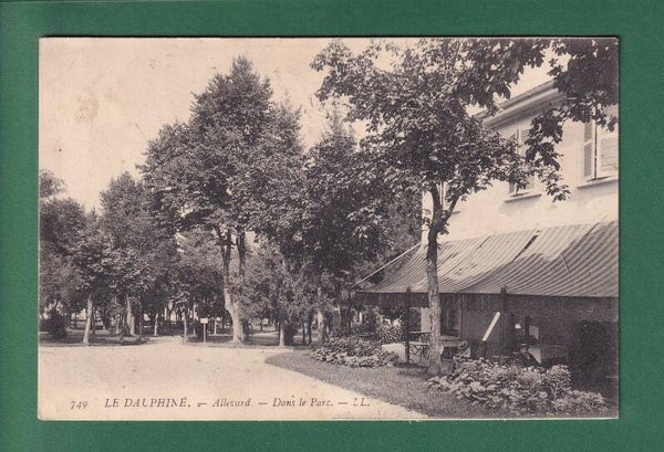 ALLEVARD - Dans le Parc - 1907