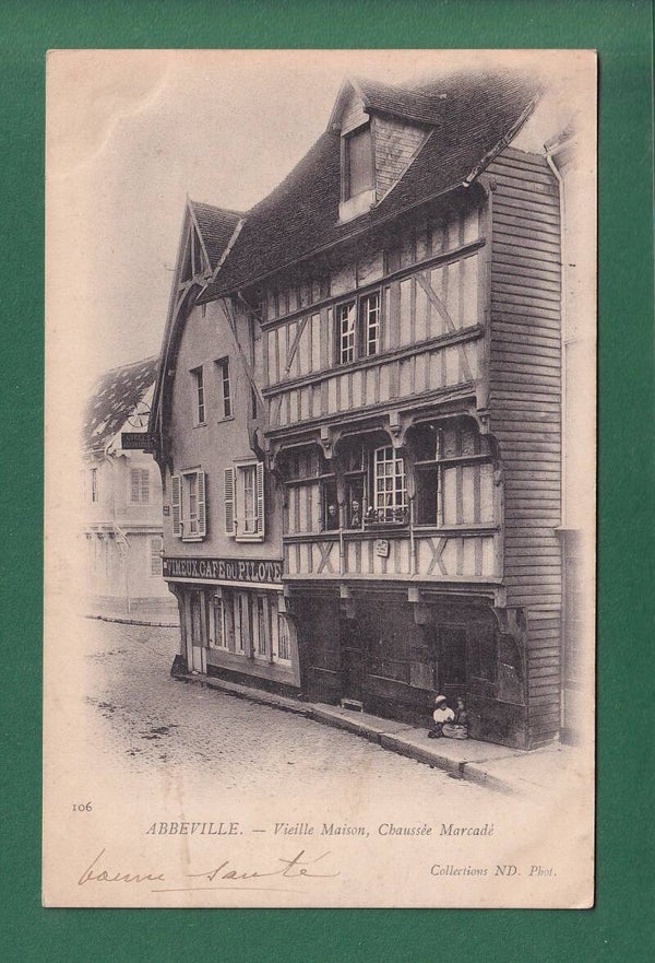 ABBEVILLE - Chaussée Marcadé - 1902