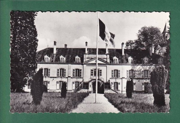 PUY-GUILLAUME - Château de Montpeyroux