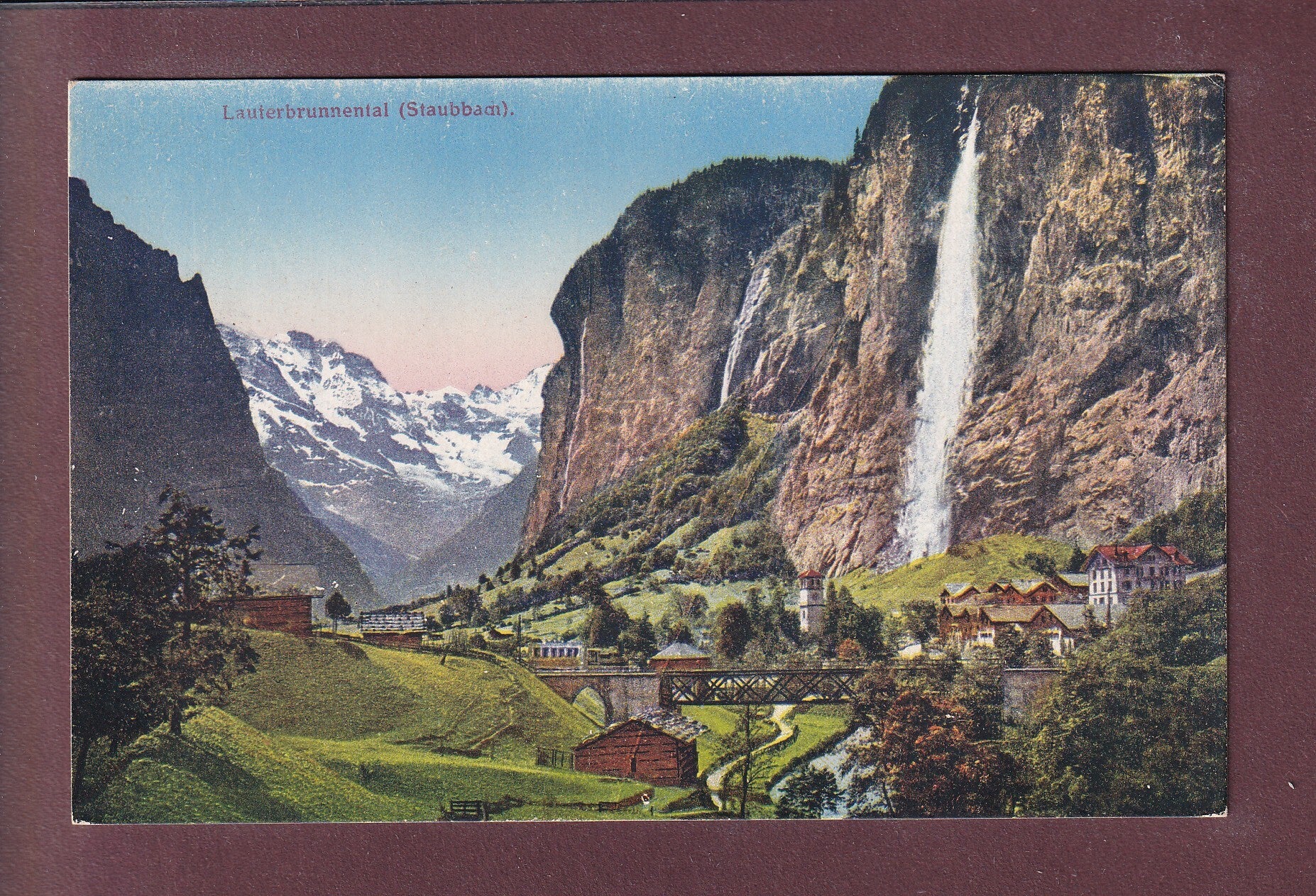 LAUTERBRUNNEN - Staubbach