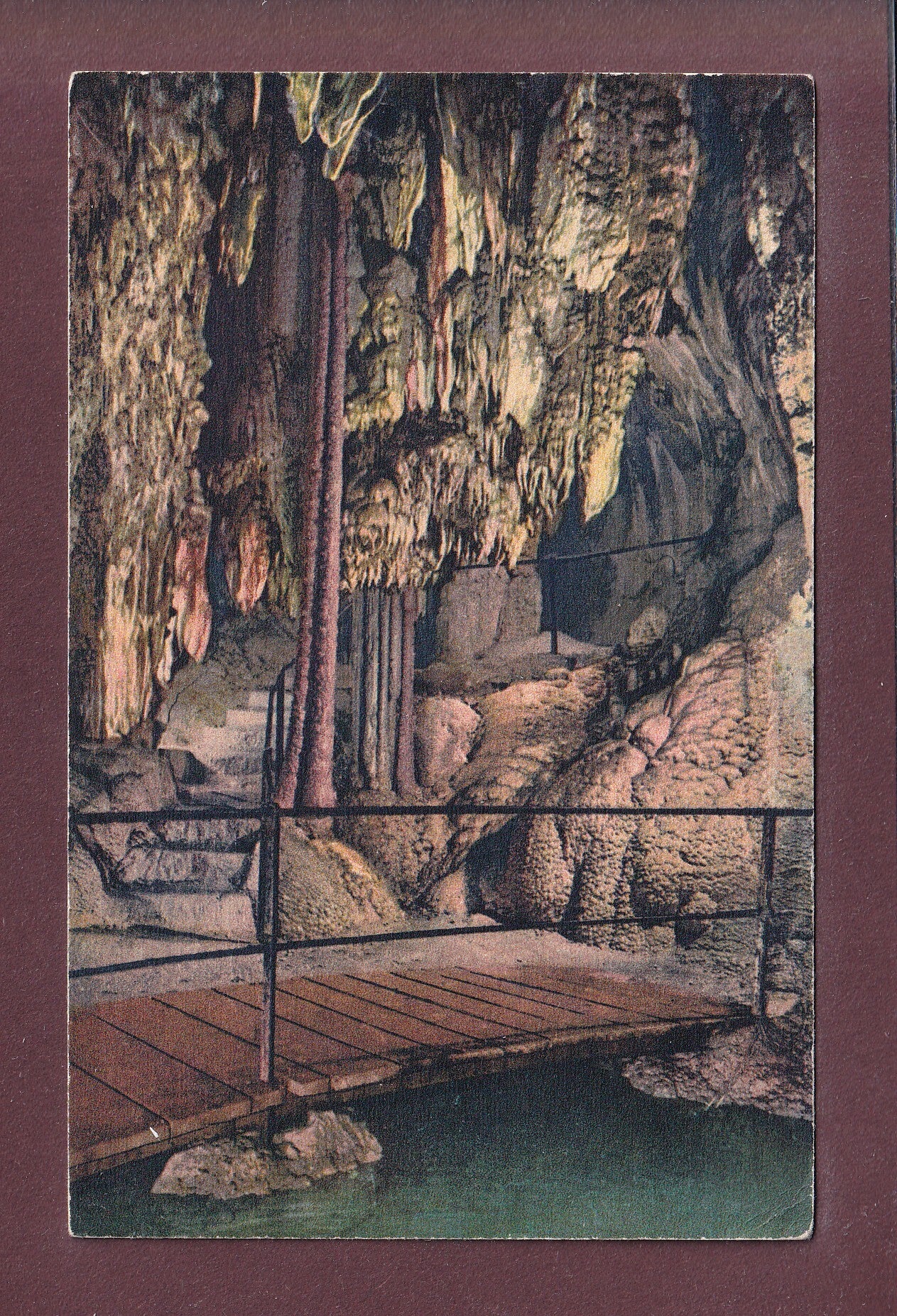 HÖLLGROTTEN bei Baar - Zauberschloss