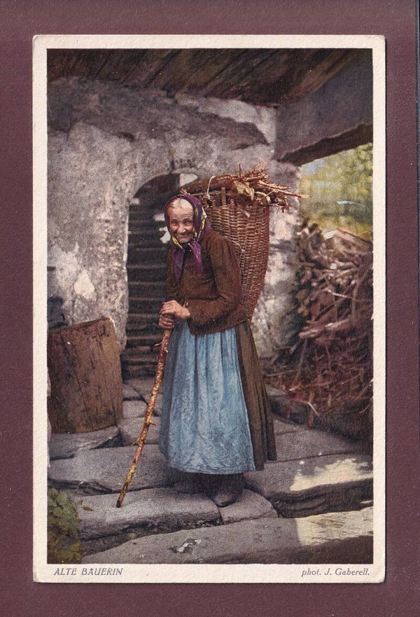 ALTE BAUERIN