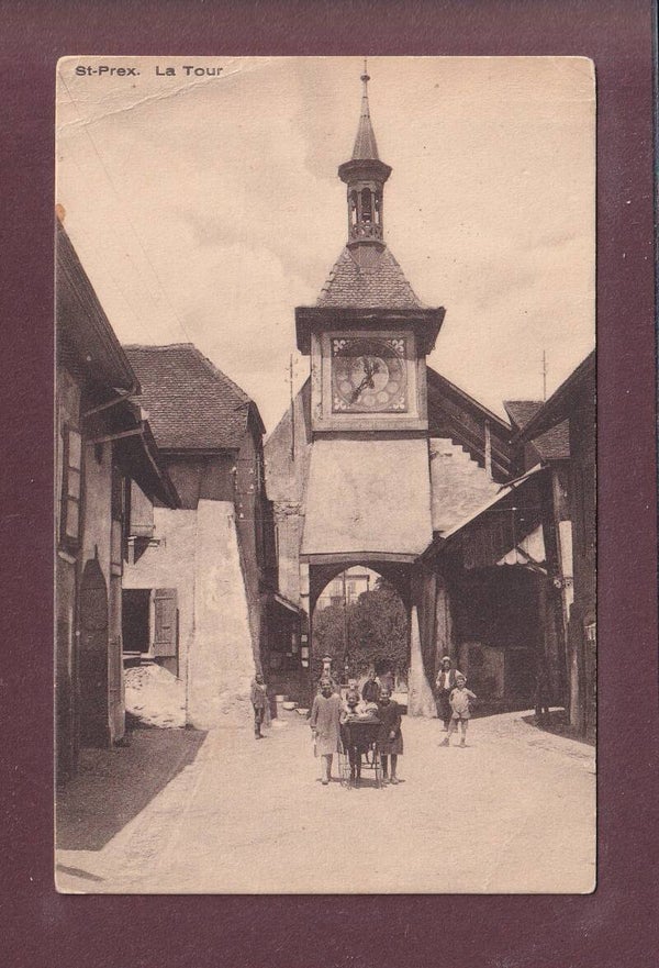 ST. PREX - La Tour // plis //