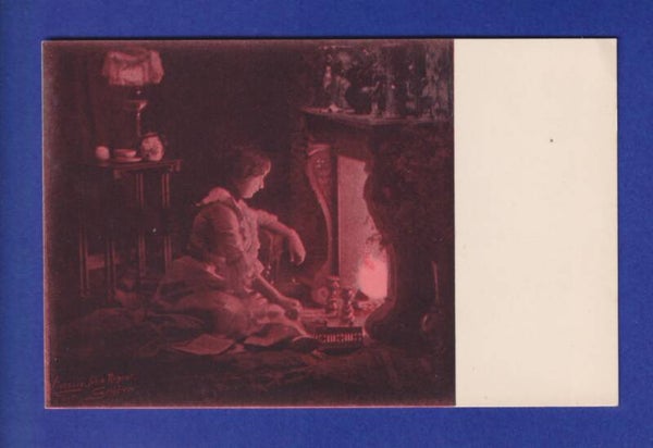 FEMME devant la cheminée