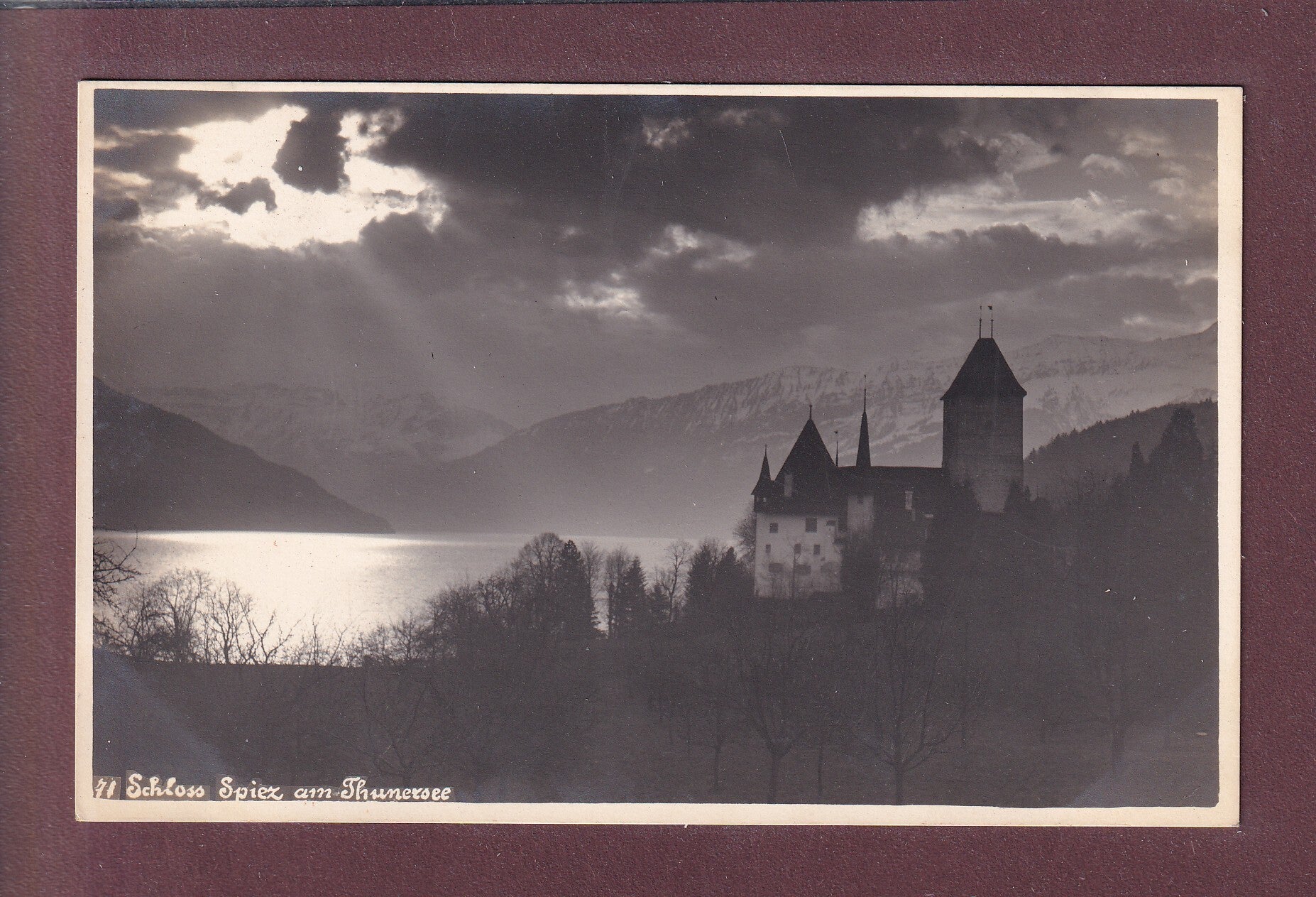 SCHLOSS SPIEZ am Thunersee
