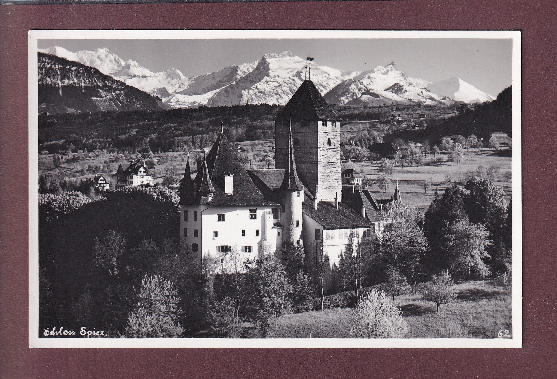 SCHLOSS SPIEZ am Thunersee