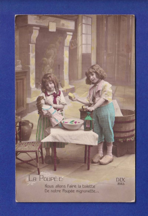 ENFANT - La poupée