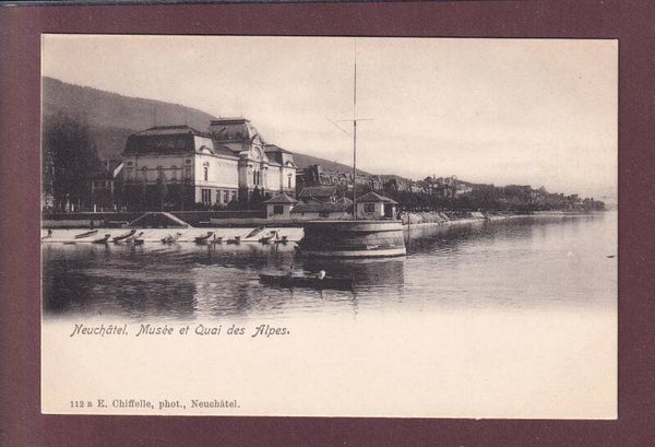 NEUCHÂTEL - Musée et Quai des Alpes