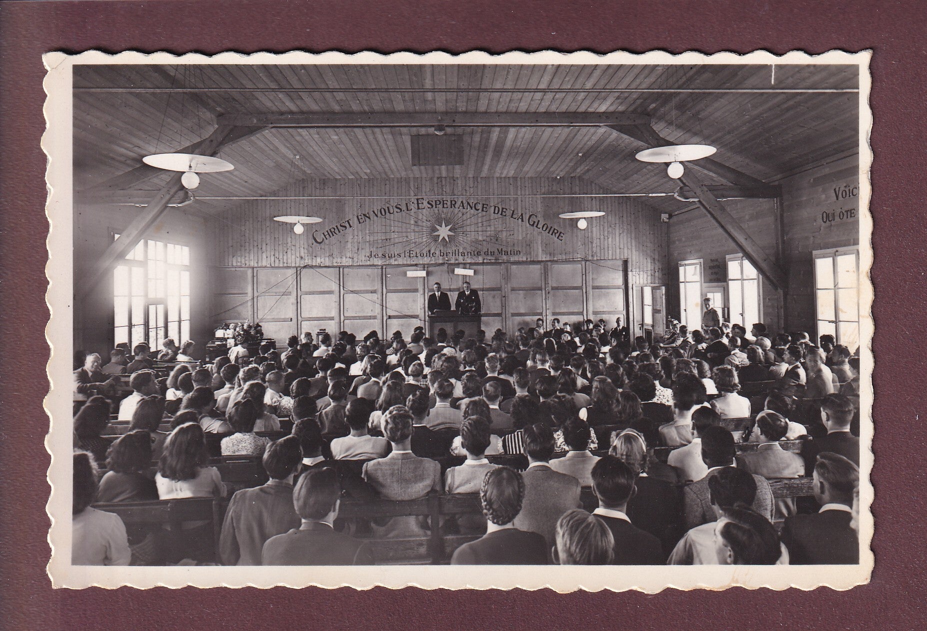 LAUSANNE - Camp de Vennes - Salle de réunion