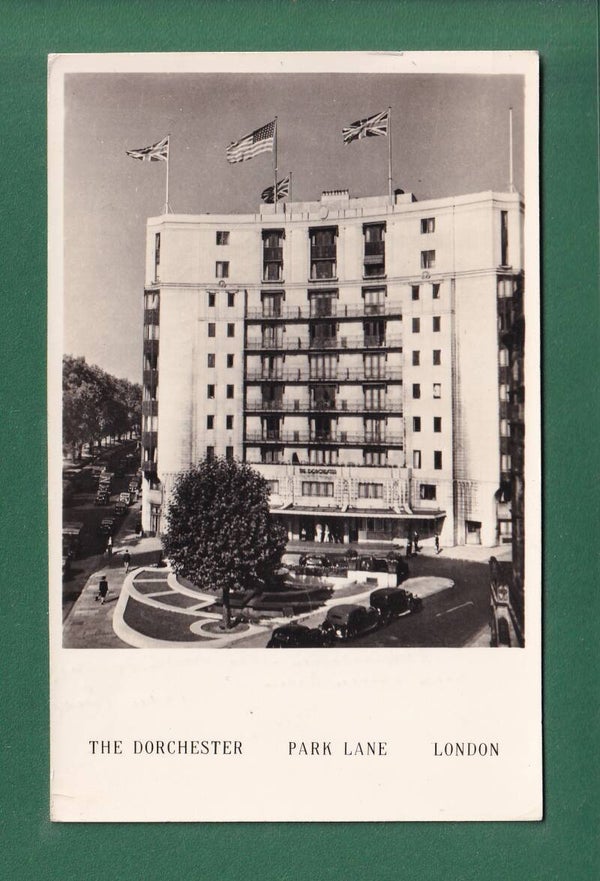 LONDON - The Dorchester - Park Lane - 1956