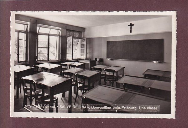 BOURGUILLON - Pensionnat Salve Regina - Une classe