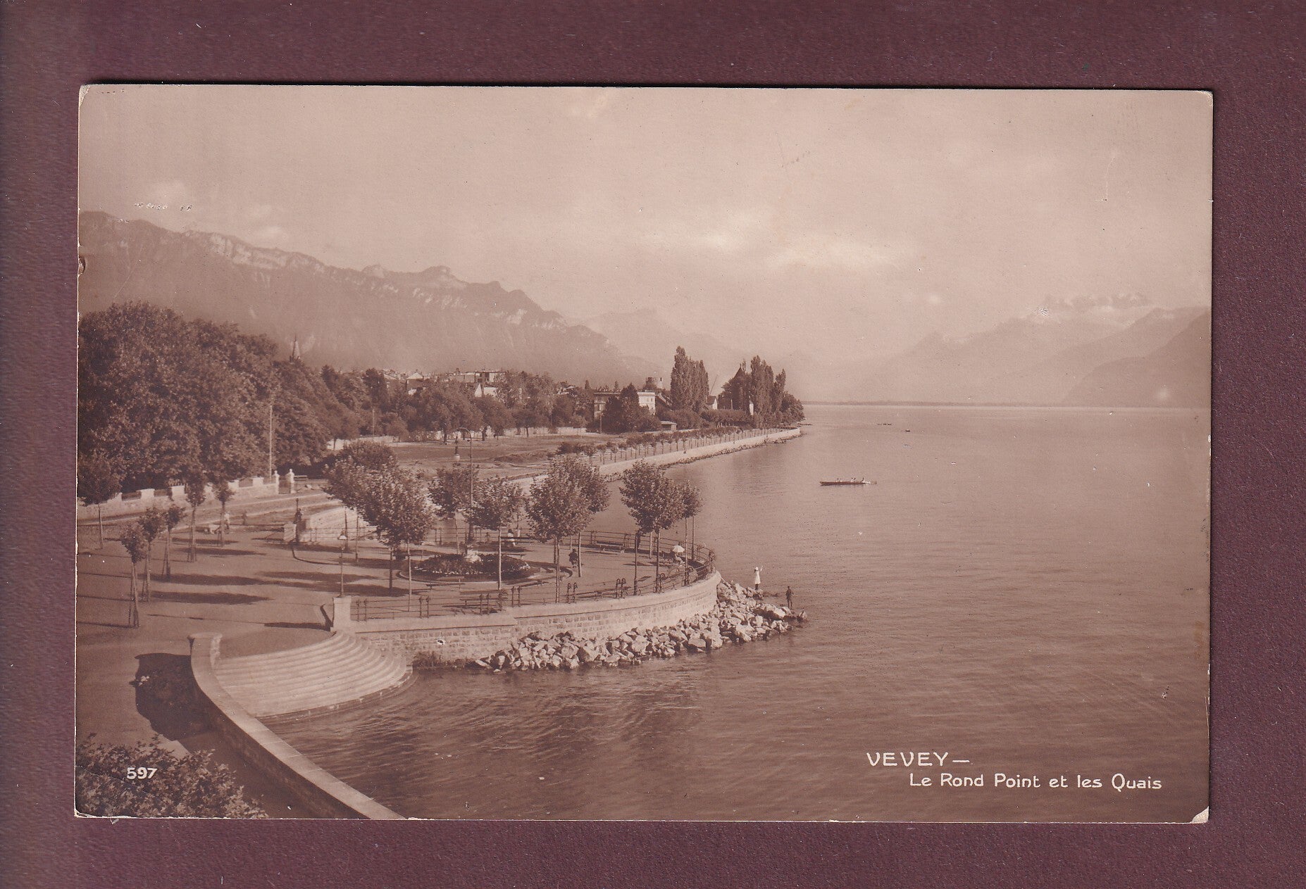 VEVEY - Le Rond Point et les quais - 1915