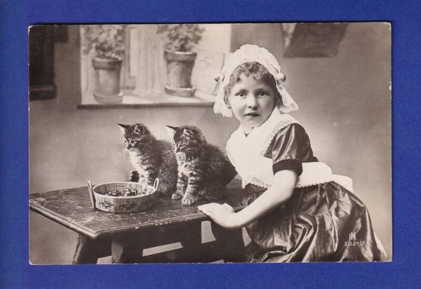 ENFANT - Jeune fille et chats
