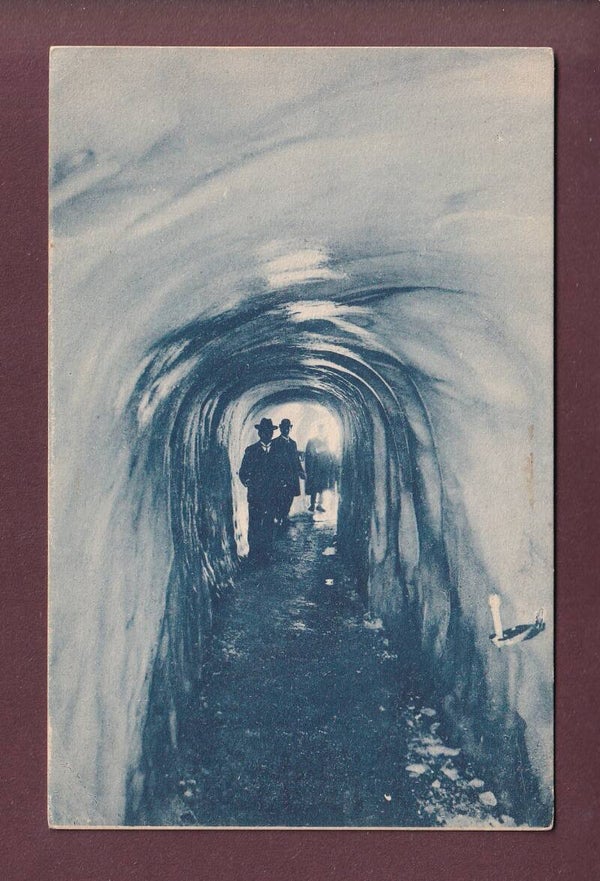 EIGERGLETSCHER - Eishöhle