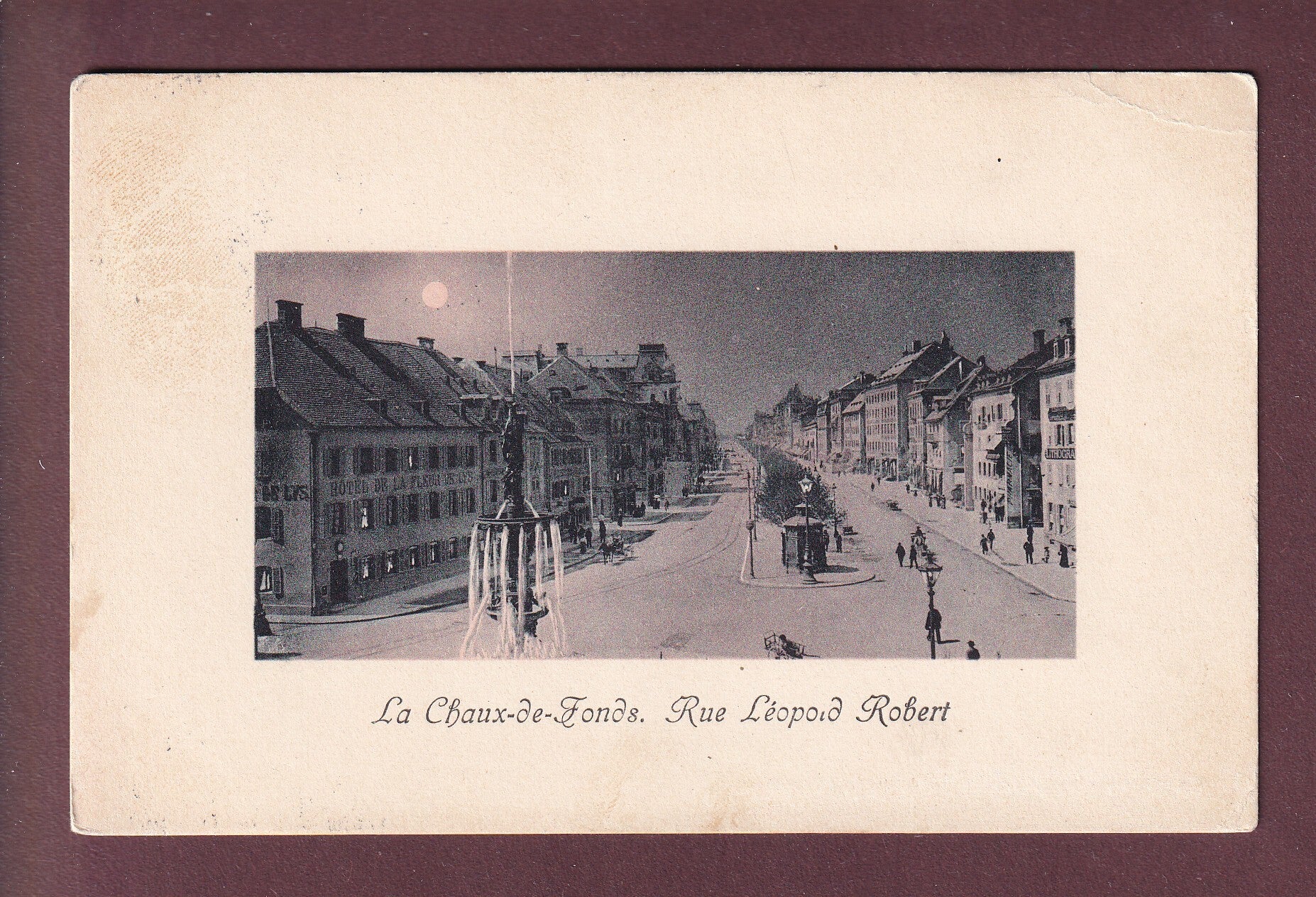 LA CHAUX-DE-FONDS Rue Léopold Robert 1910 // pli d'angle //