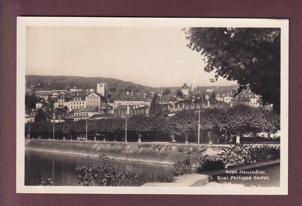NEUCHÂTEL - Quai Philippe Godet