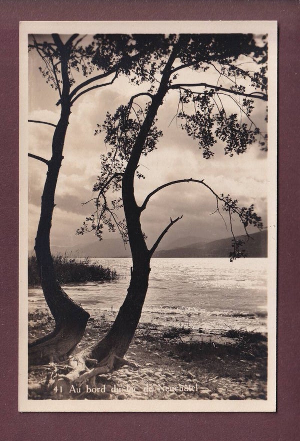 Au bord du LAC DE NEUCHÂTEL