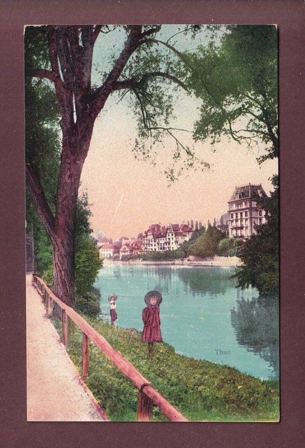 THUN - Mädchen an der Aare