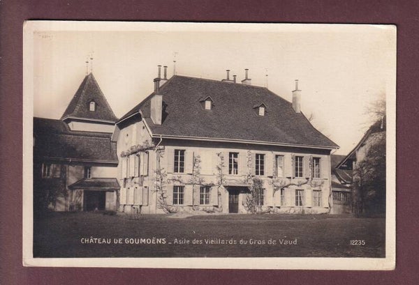 CHÂTEAU DE GOUMOËNS
