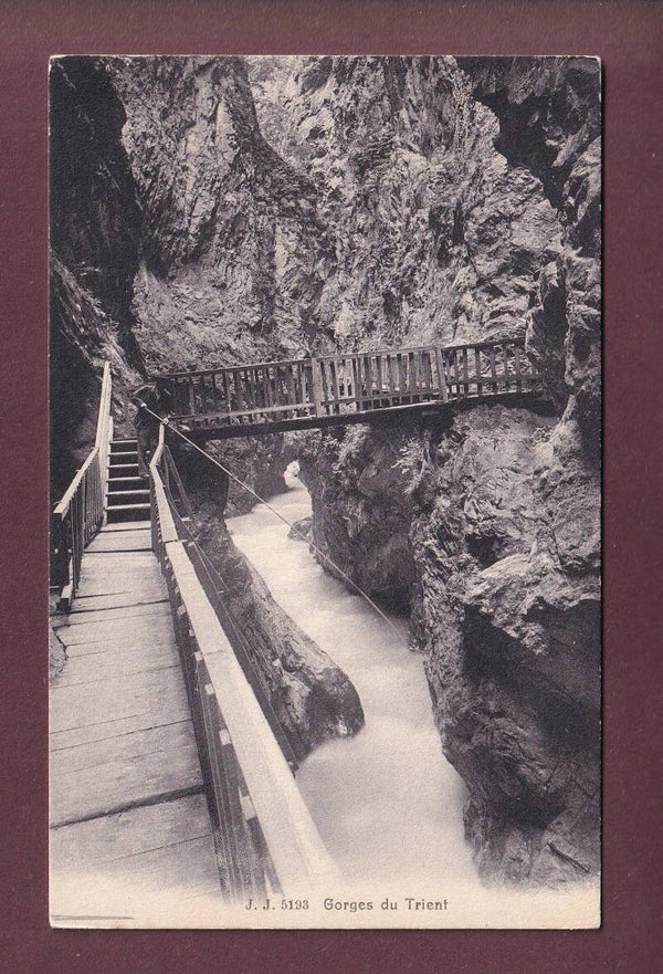 GORGES DU TRIENT - Pêcheur