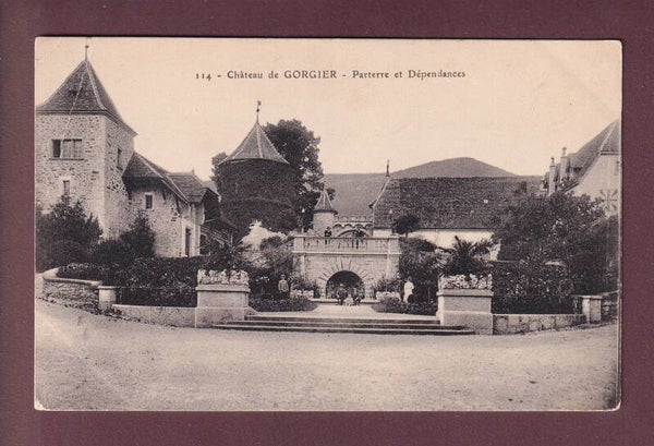 Château de GORGIER // pli d'angle //