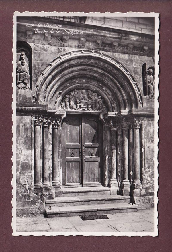 ST. URSANNE - Porche de la Collégiale