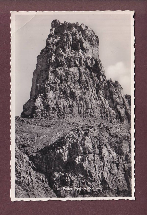 Petite DENT DE MORCLES // pli d'angle //