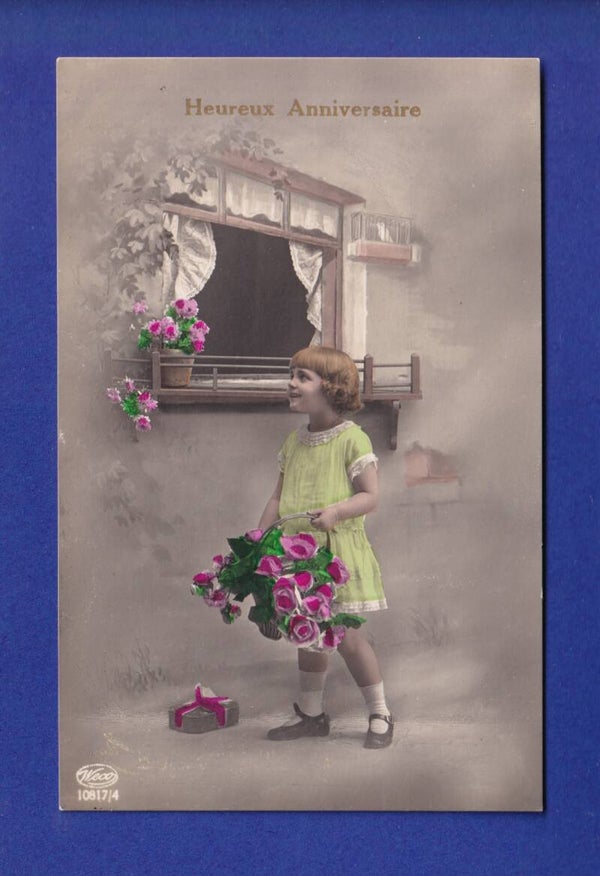 ENFANT - Jeune fille et fleurs