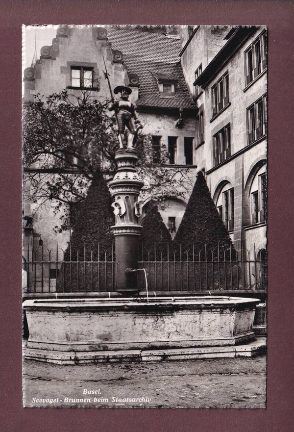 BASEL - Seevogel-Brunnen beim Staatsarchiv