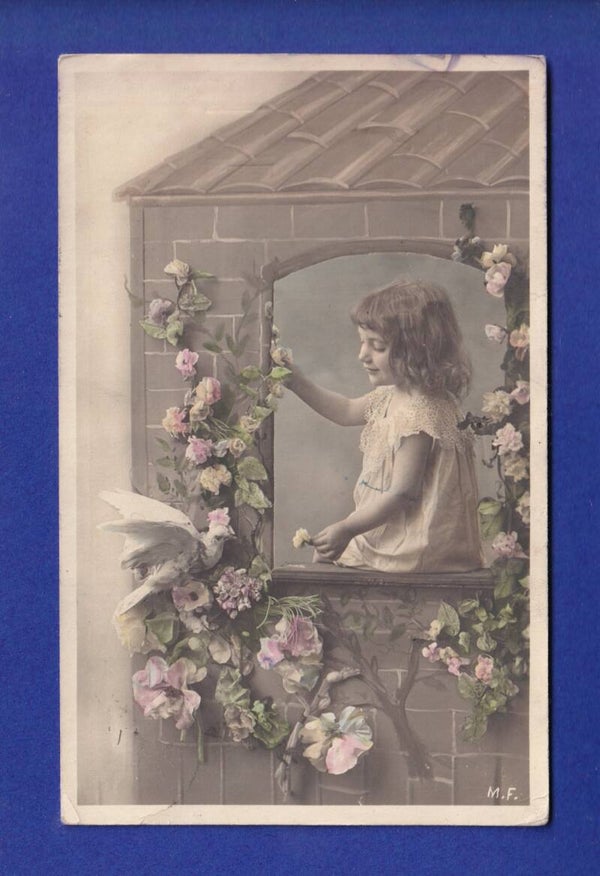 ENFANT - Jeune fille et fleurs - Oiseau