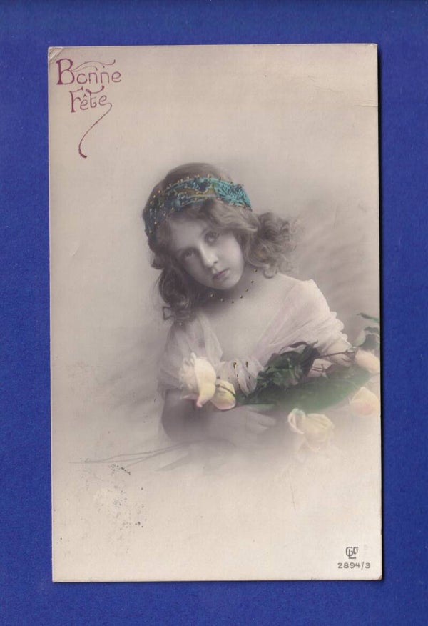 ENFANT - Jeune fille et fleurs - Bonne Fête