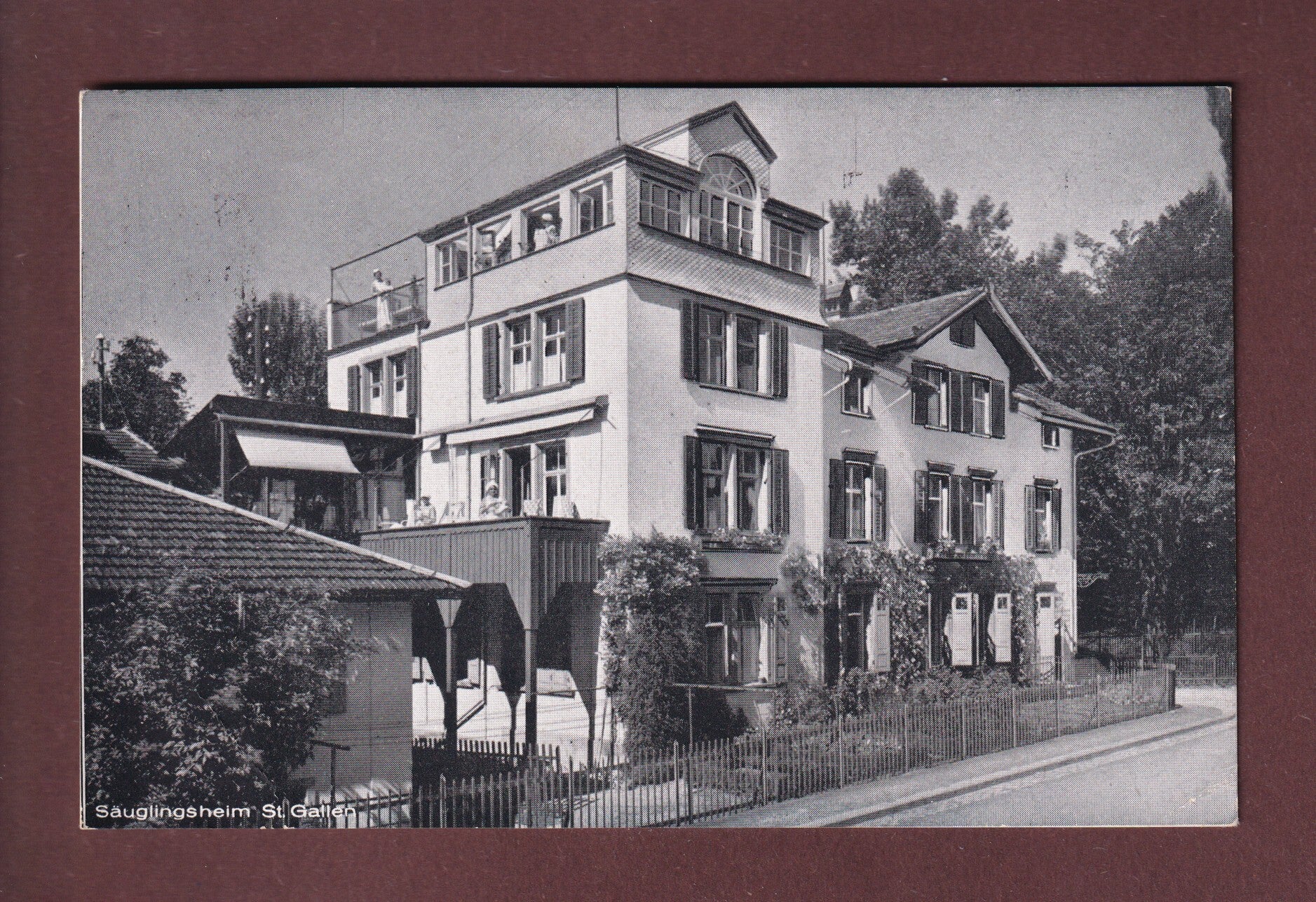 ST. GALLEN - Säuglingsheim - 1924 // Eckbug / Falte //