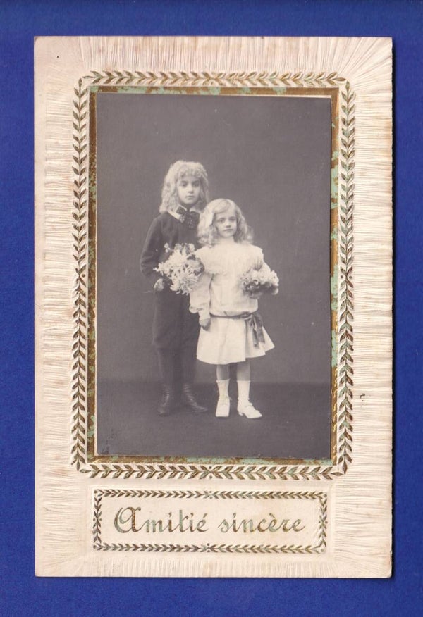 ENFANT - Petit couple - Amitié sincère