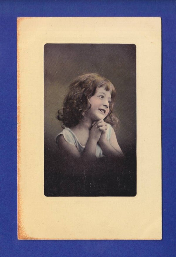 ENFANT - Portrait de jeune fille