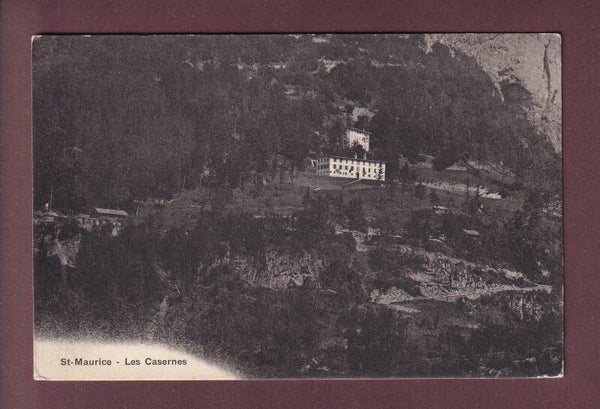 ST. MAURICE - Les Casernes // pli d'angle //