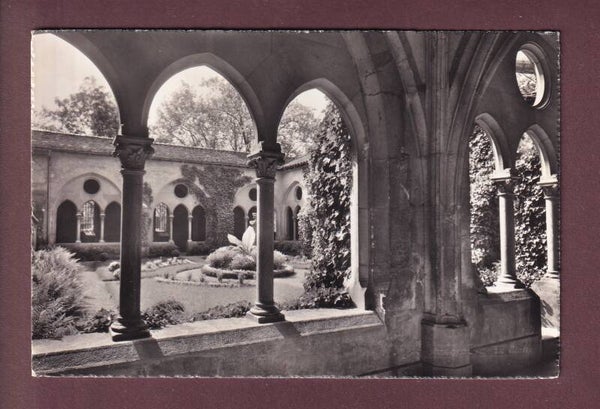 NEUCHÂTEL - Le Cloître