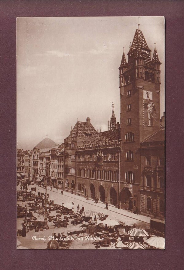 BASEL - Marktplatz - Rathaus