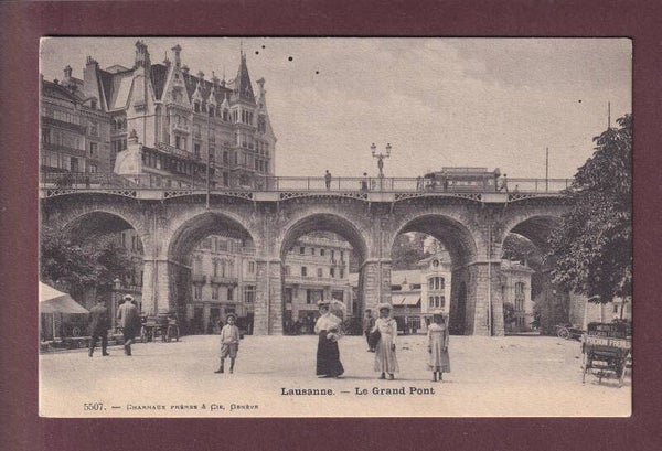LAUSANNE - Sous le Grand Pont - Tram